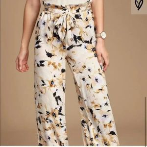 O'Neill Floral Straight Leg Pants - Cream and Black